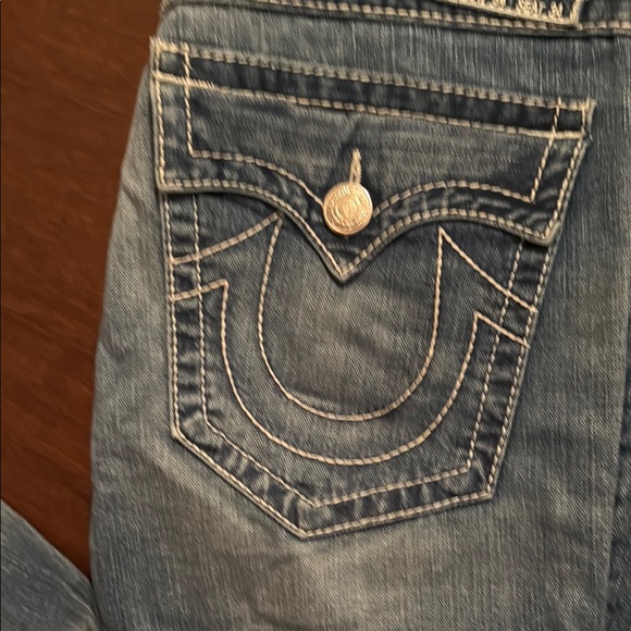 True Religion Classic Blue Jeans - Picture 3 of 9
